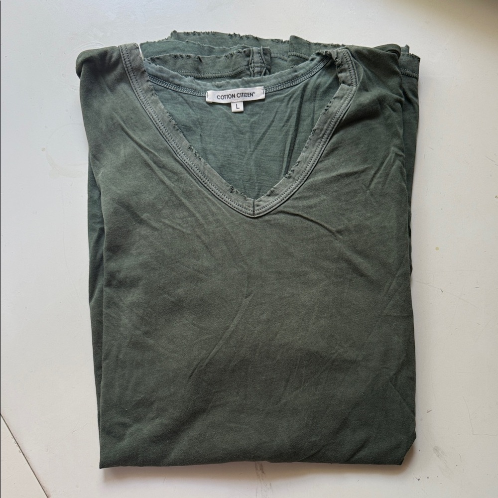 Cotton Citizen Forest Green distressed V-Neck Tee size Large